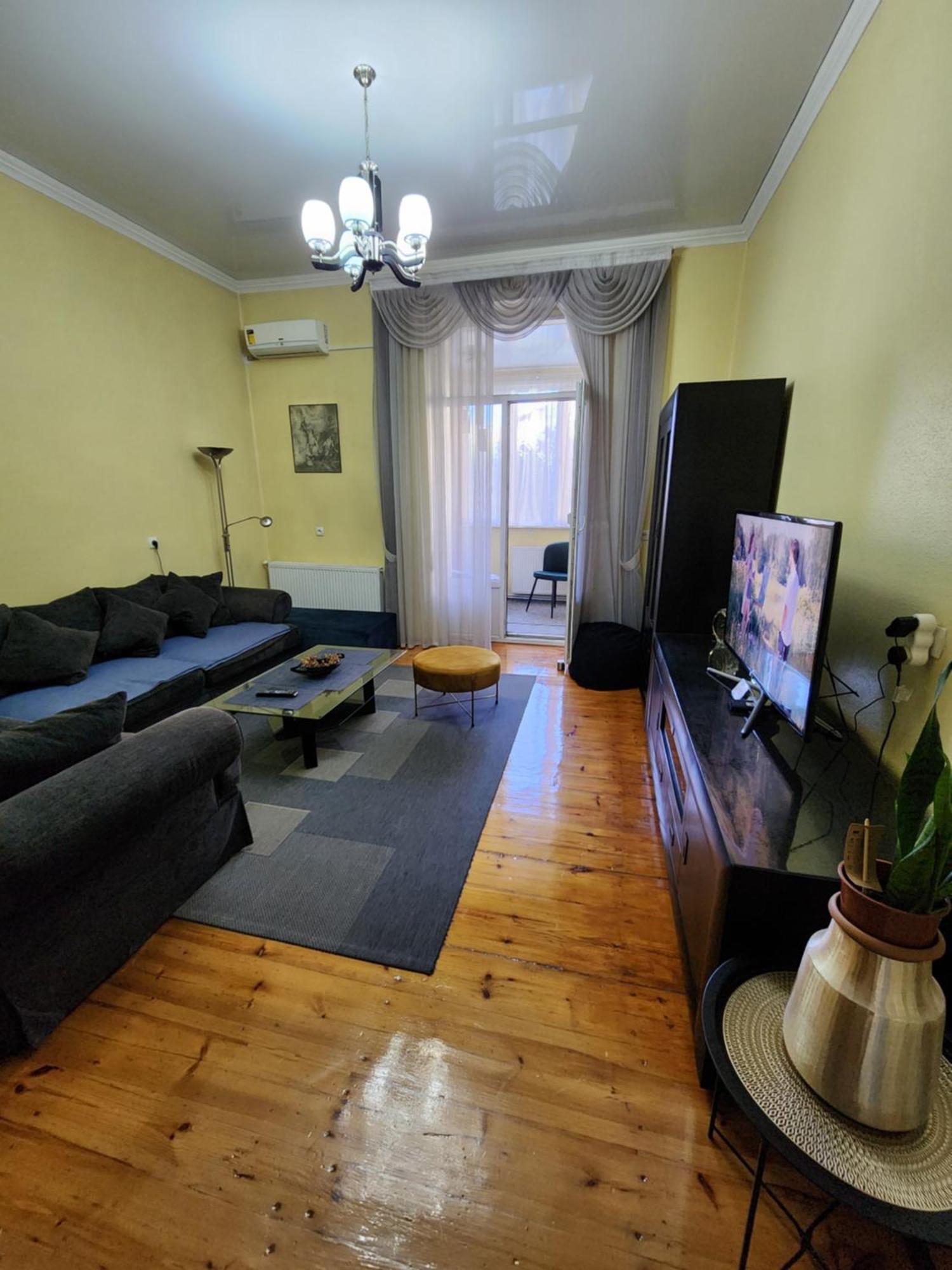 Apartment At Baratashvili 10 Tbilisi Exterior photo